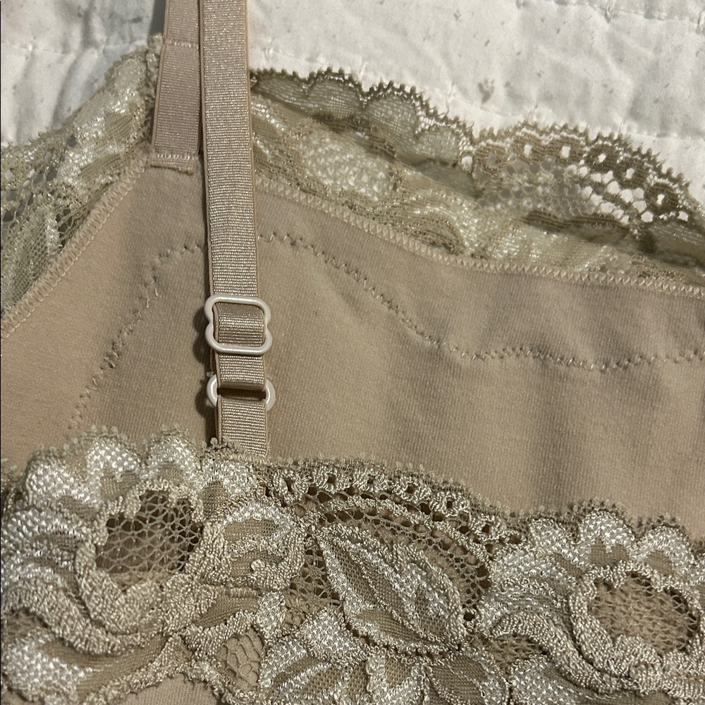 Ann Taylor Beige Lace Trim Camisole - Picture 5 of 7